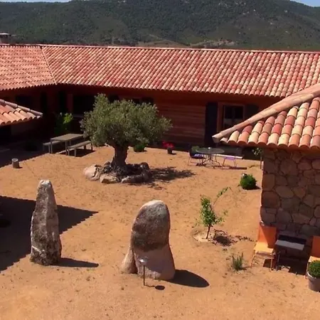 Chambres D'hotes A La Maison Des Vignes * Sarragia